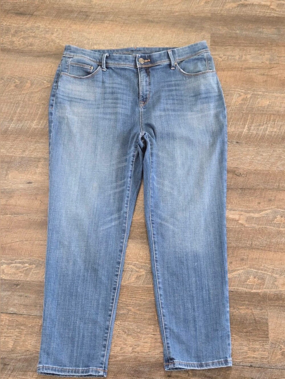 Chico's So Slimming Girlfriend Crop Jeans, Size 2 (12)